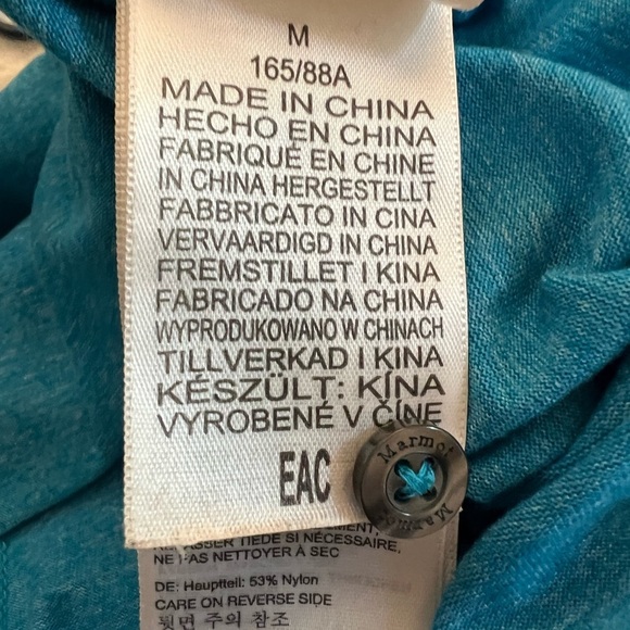 Marmot women’s five button top - size medium - Picture 3 of 5